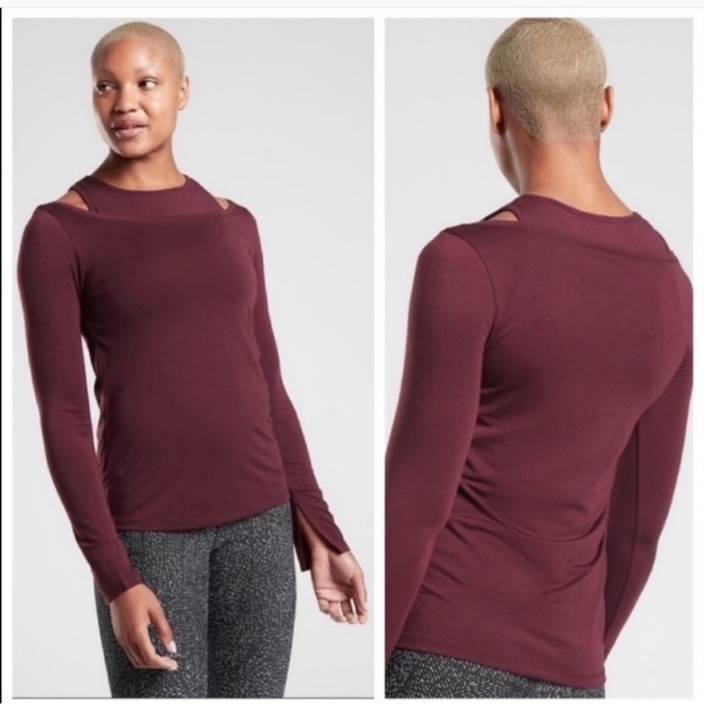 Athleya Essence Grove Long Sleeve Top Size Medium in Plum